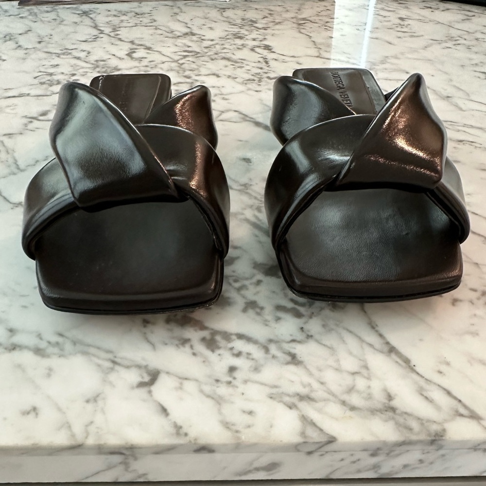 Bottega Veneta Riva Flat - Picture 6 of 8